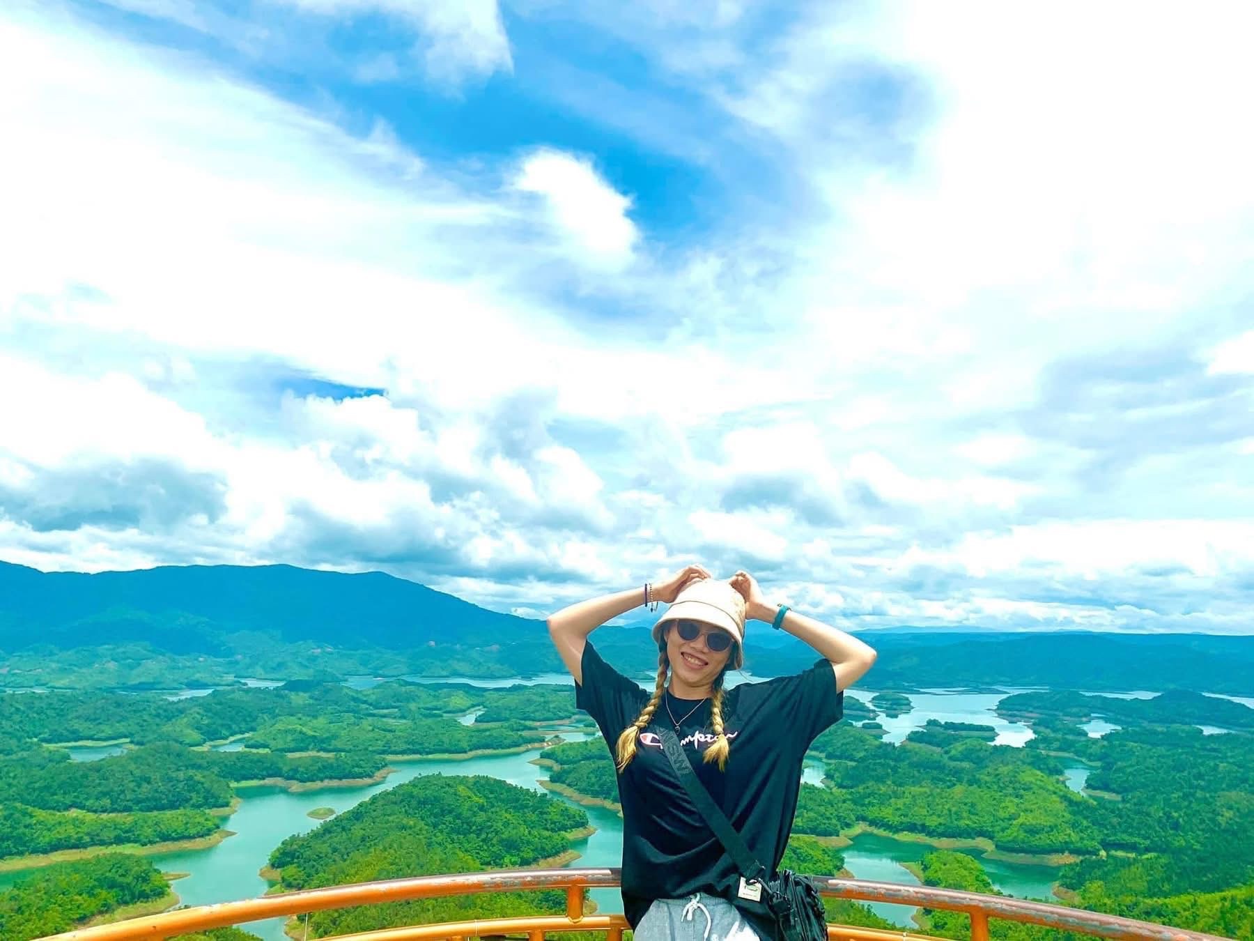 Tà Đùng nhìn từ trên cao cho branding vùng đất